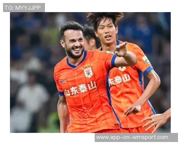 球队助教表示全员支持瓦科留队转会现象正常祝福瓦科未来发展